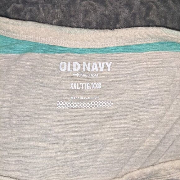 Old Navy TShirt - Picture 4 of 4